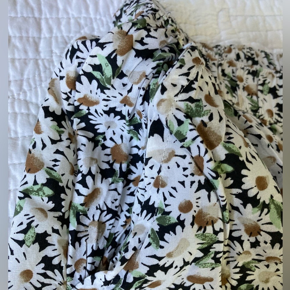 Floral Print Wide-Leg Pants - Picture 10 of 12